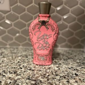 - NEW Devoted Creations’ Yes Way Rosé Tanning Lotion